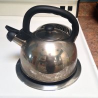 czajnik na kuchence gazowej